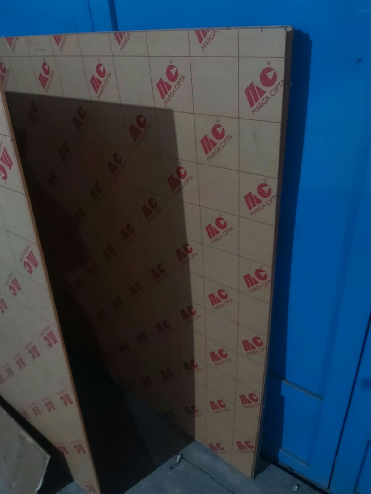 AKRILIK CLEAR 4.0 X 122 X 244