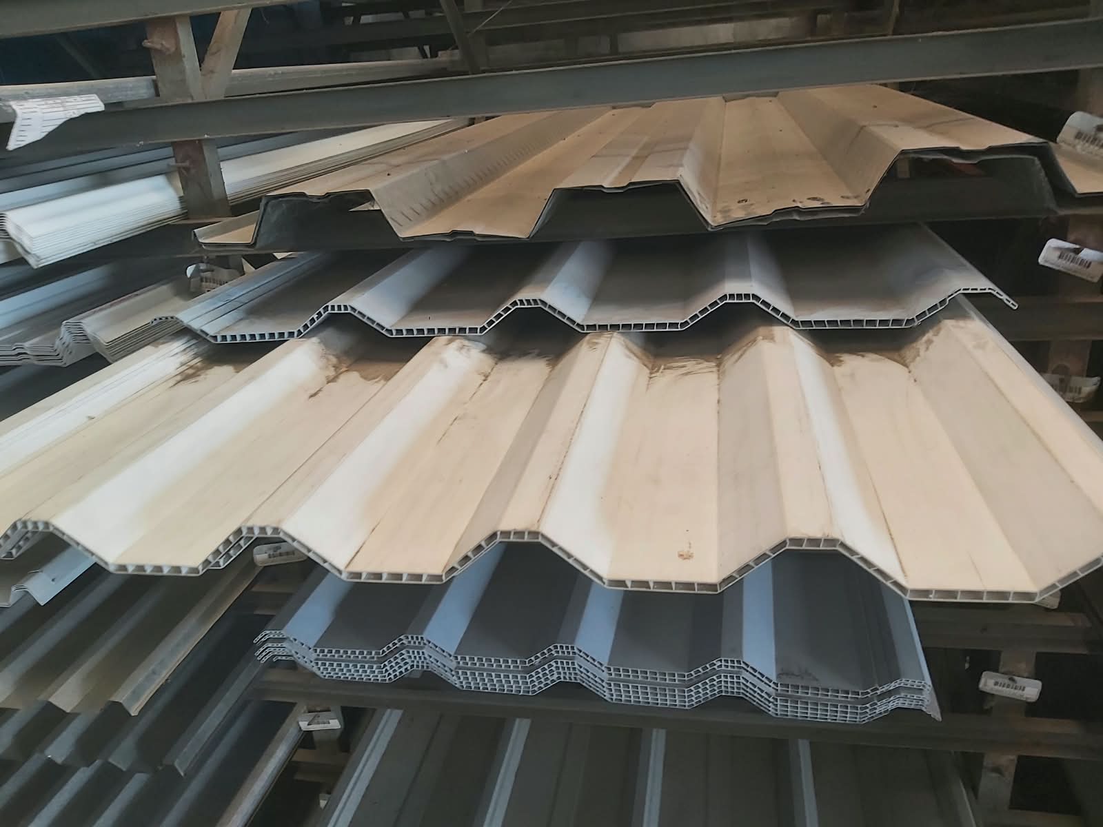 ATAP SUPREME LITE PUTIH 8MM X 5 MTR