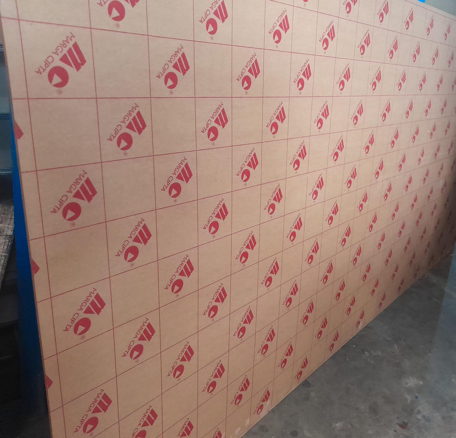 AKRILIK CLEAR 3.0 X 122 X 244